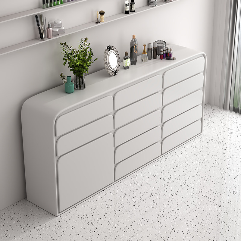 Włoska, minimalistyczna szafka – Storage recenzja i cena