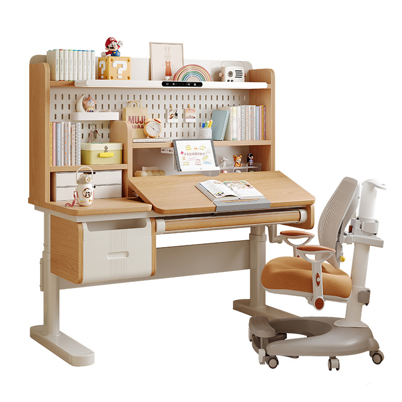 Solidny stolik do nauki z drew – Chairs recenzja i cena